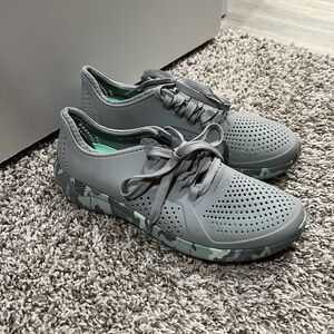 Grey croc tennis shoes